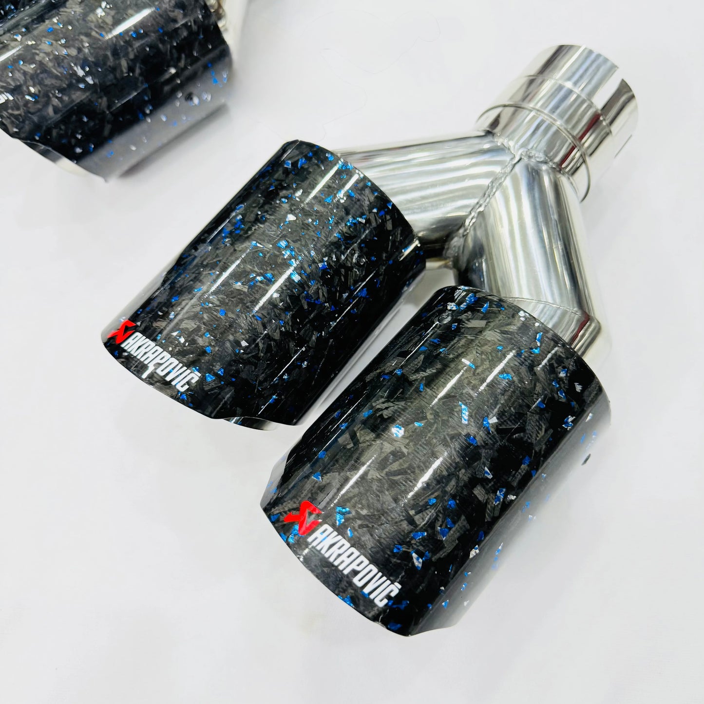 Akrapovič Blue Forged Carbon Dual Exhaust Tip – Universal Performance Exhaust Tip (Sold Individually)